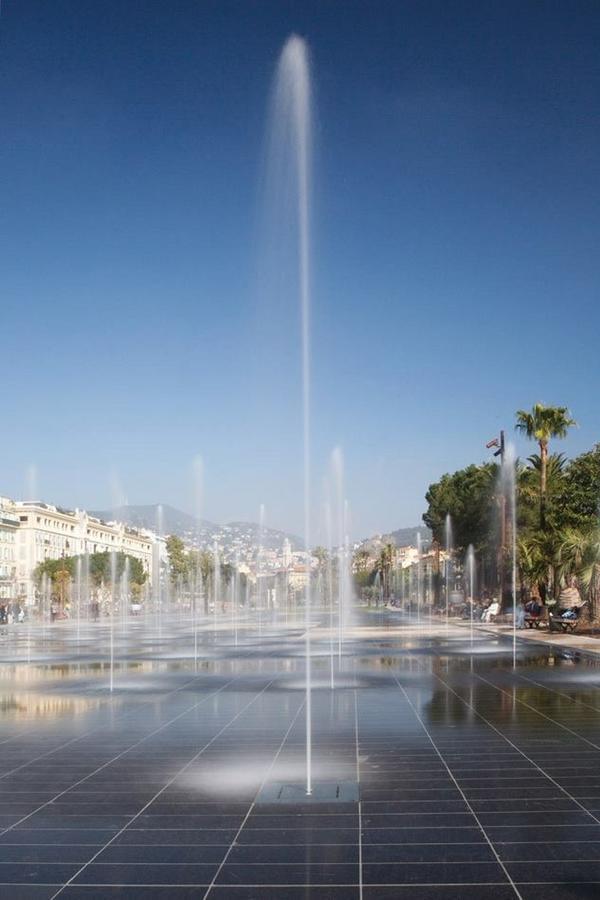 Ste Reparate F4 Moderne, Design, Place Rossetti, Heart Old Town Nisa Exterior foto